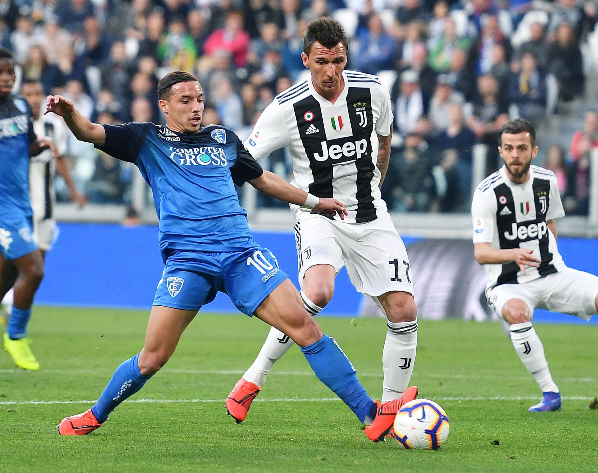 德媒报道阿森纳关注巴奥亚：近期不在最佳状态的德甲最快边锋（德媒：阿森纳有意巴奥亚，德甲速度最快边锋近况不佳）