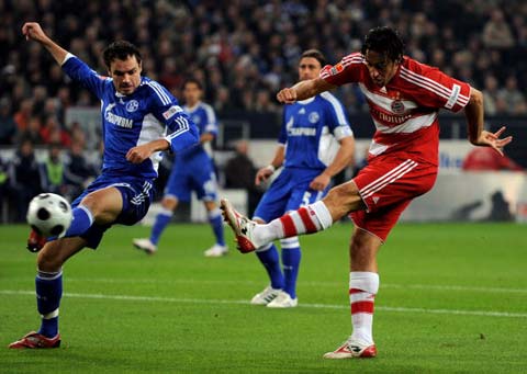 夺冠功臣！莱奥轰入21球，成鹿岛近17年来首位日职联金靴（莱奥轰入21球助队夺冠，加冕鹿岛近17年来首位J联赛金靴）