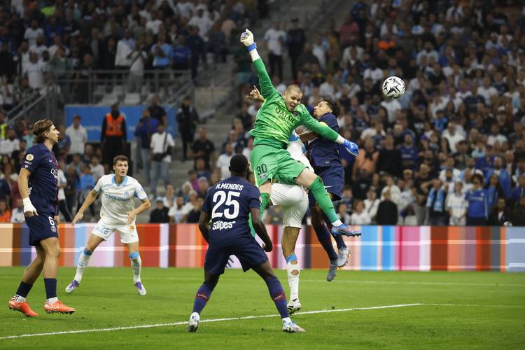 马卡：因伤阔别三个半月，伊斯科本轮西甲复出但出场时间待定（马卡：伊斯科因伤缺阵三个半月后本轮西甲复出，具体出场时间未定）