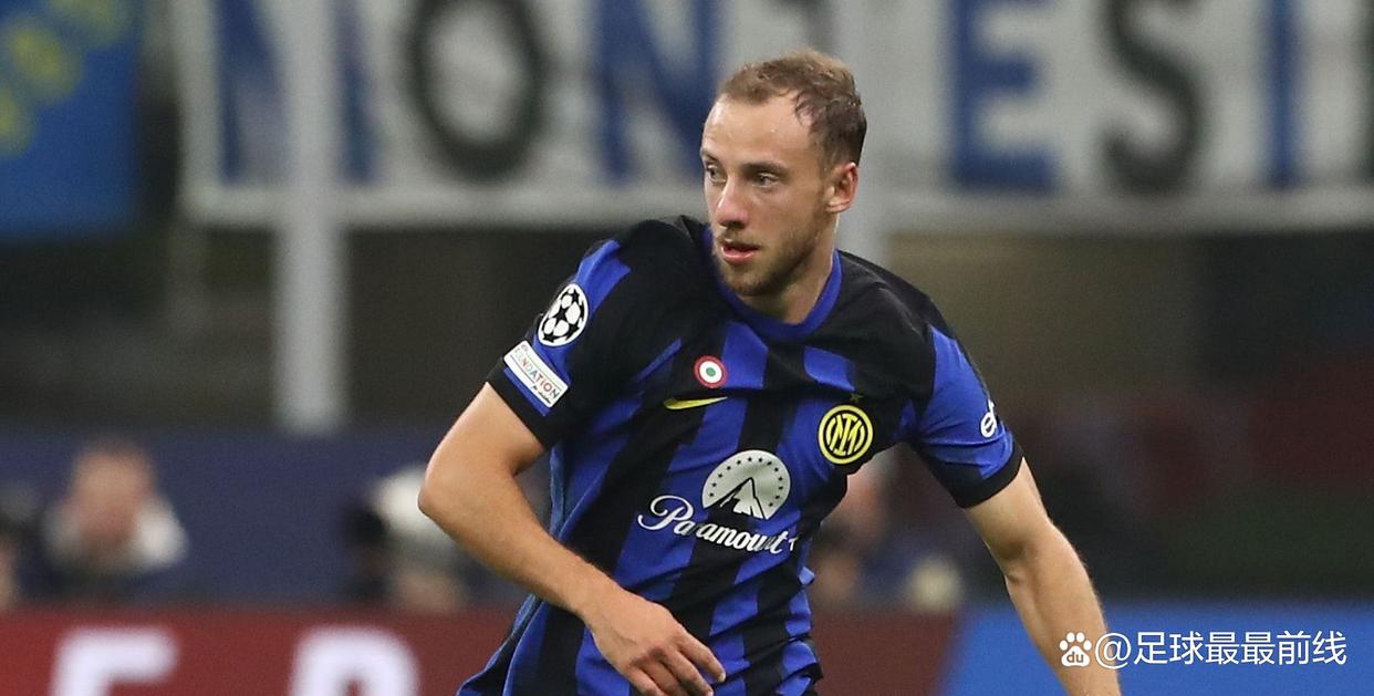 本轮亚冠精英观众人数：成都27836人居首，申花第4，海港第5