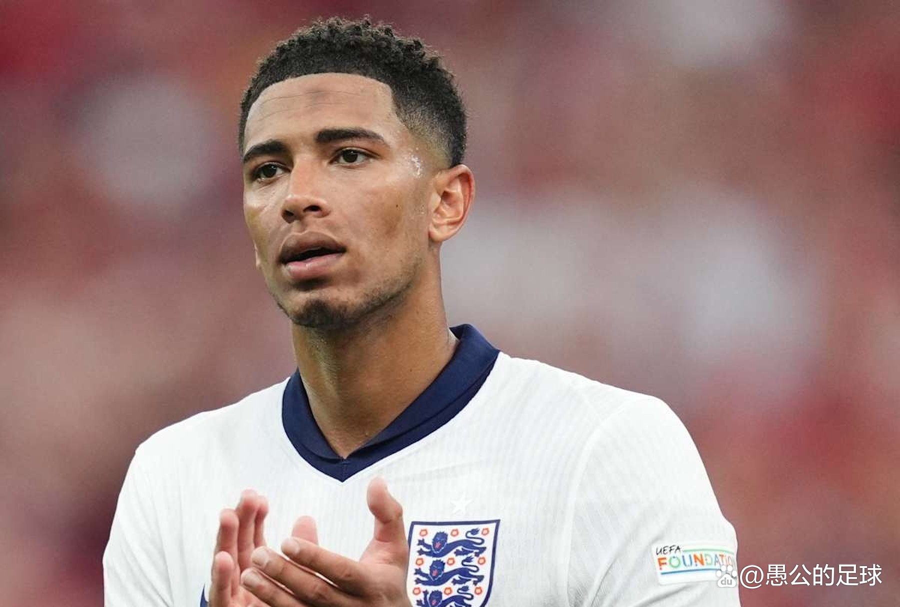 哈维·阿隆索将姆巴佩与克里斯蒂亚诺·罗纳尔多相提并论（哈维·阿隆索称姆巴佩可与克里斯蒂亚诺·罗纳尔多比肩）