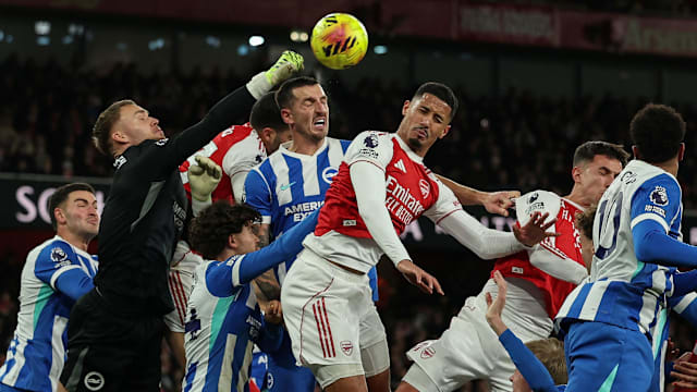 中英青训交流会嘉宾：绝杀韩国转型后卫；枪手铁闸曾获世界杯（中英青训交流会嘉宾：曾绝杀韩国后改踢后卫；阿森纳铁闸斩获世界杯）