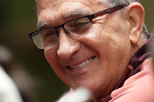 40岁前曼城队长费尔南迪尼奥自宣退役，球员生涯23年赢得30冠（40岁前曼城队长费尔南迪尼奥宣布挂靴，23年职业生涯斩获30冠）