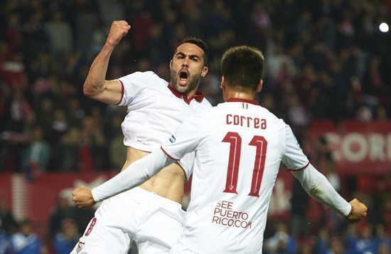 分道扬镳？萨拉赫与球队高层已达成重要一致，核心球员偏向支持斯洛特（共识达成！萨拉赫与高层步调一致，队内核心多倾向支持斯洛特）