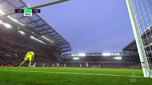 斯帕莱蒂：伊尔迪兹是超顶级球员，弗拉霍维奇肌肉拉伤了（斯帕莱蒂称伊尔迪兹堪称顶尖，弗拉霍维奇遭遇肌肉拉伤）